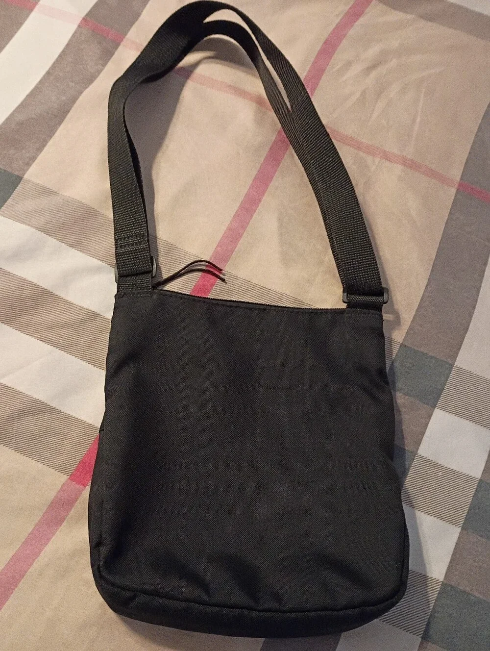 PUMA Scuderia Ferrari Adjustable Crossbody Black Shoulder Bag with Red Accents